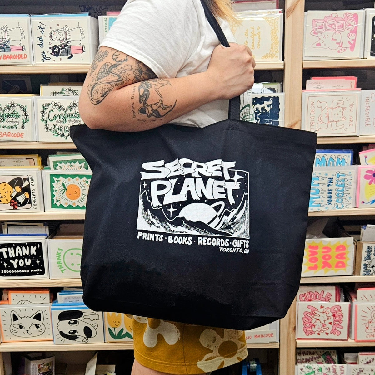 Jumbo Secret Planet Souvenir Tote