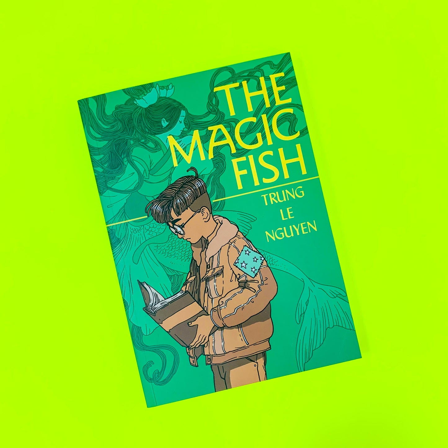 The Magic Fish (A Graphic Novel)