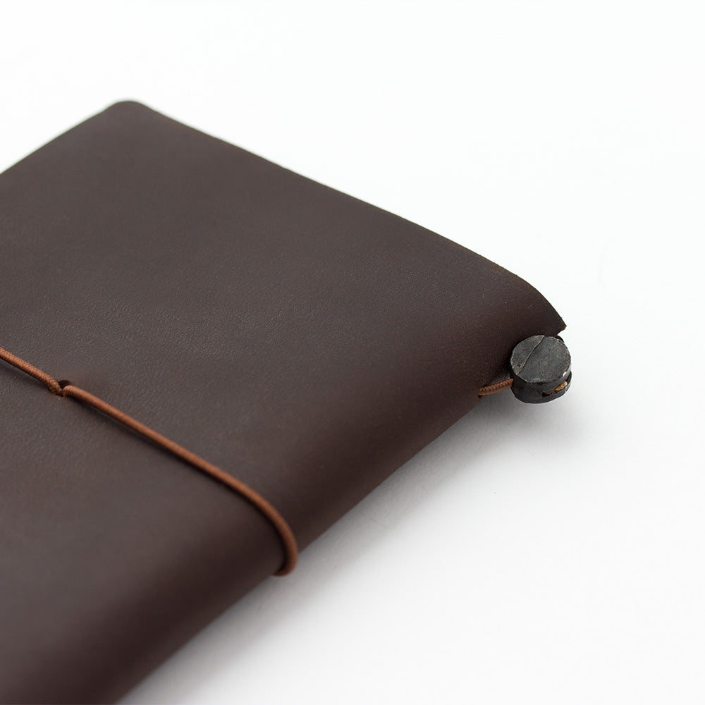 TRAVELER'S notebook Brown (Passport Size)