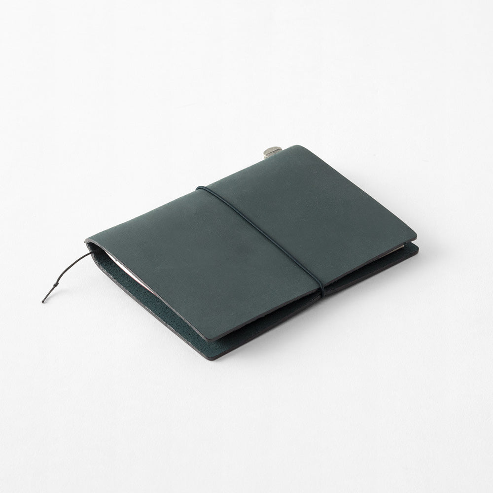 TRAVELER'S notebook Blue (Passport Size)