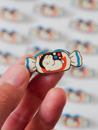 White Rabbit Pin