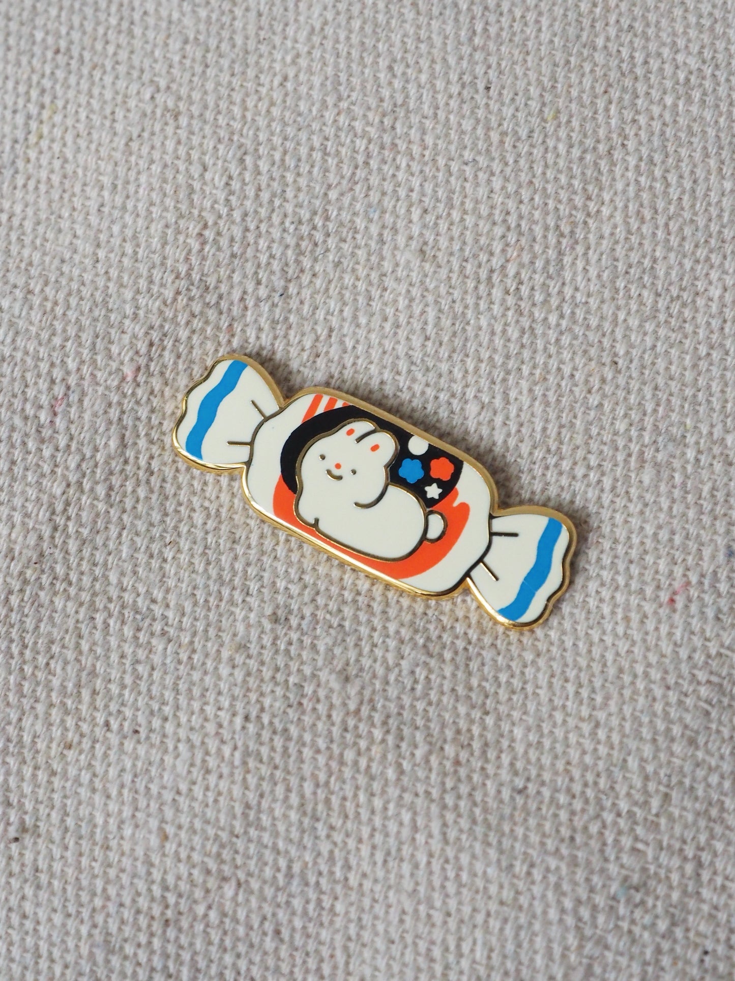 White Rabbit Pin